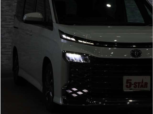 トヨタ ヴォクシー ２．０ Ｓ－Ｚ R5年 (関東) 99
