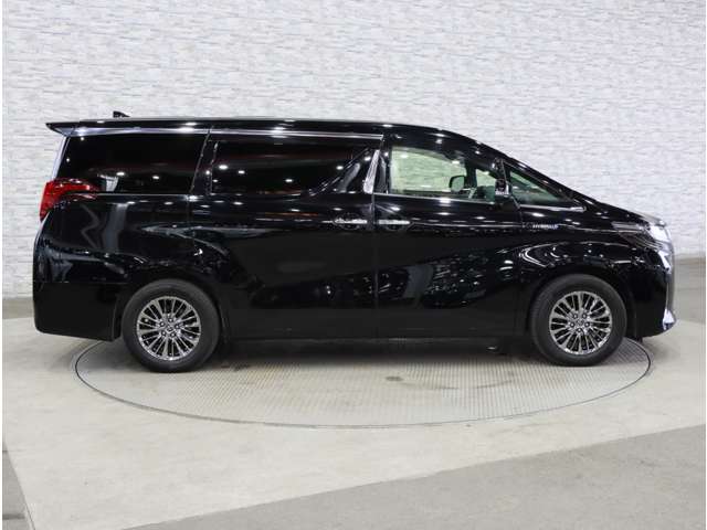 トヨタ アルファード　ハイブリッド ハイブリッド ２．５ エグゼクティブ ラウンジ Ｅ－ＦＯＵＲ ４ＷＤ H30年 (関東) 99