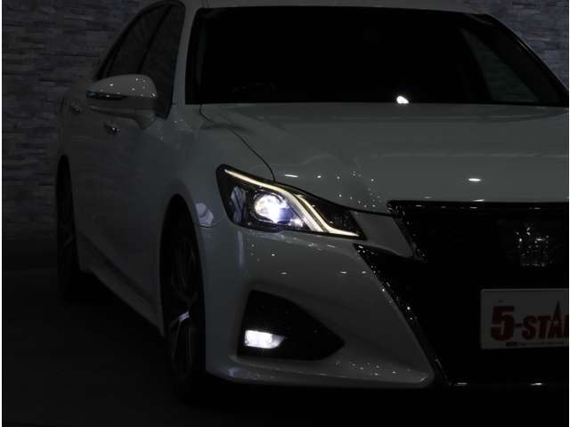 トヨタ クラウンアスリート ２．０ Ｓ－Ｔ H28年 (関東) 99