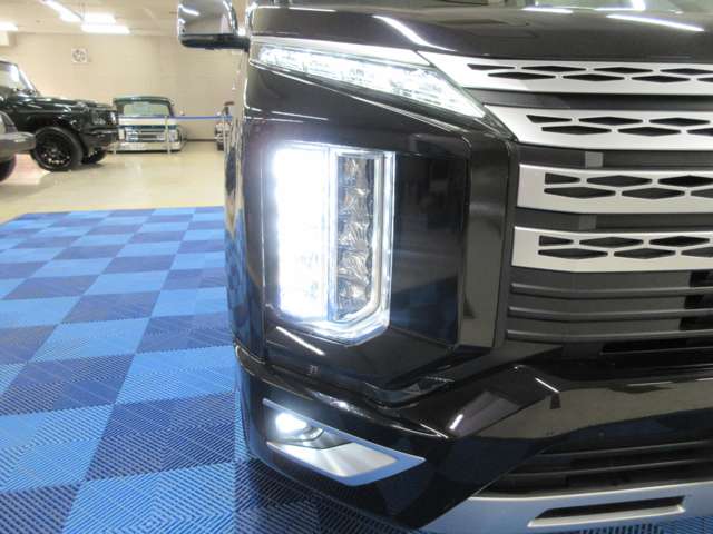 三菱 デリカ　Ｄ：５ ２．２ Ｐ ディーゼルターボ ４ＷＤ R6年 (関東) 99