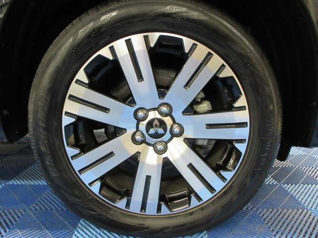 三菱 デリカ　Ｄ：５ ２．２ Ｐ ディーゼルターボ ４ＷＤ R6年 (関東) 99