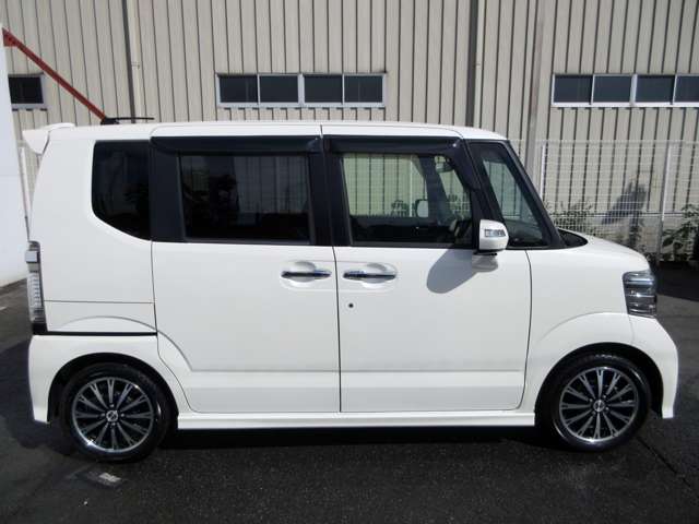 ホンダ Ｎ　ＢＯＸ ６６０ カスタムＧ ターボＳＳパッケージ H26年 (関東) 99