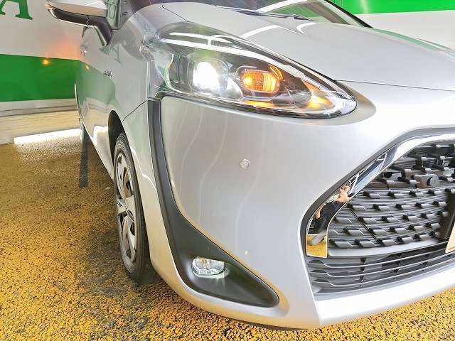 トヨタ シエンタ　ハイブリッド ハイブリッド １．５ Ｇ クエロ R2年 (関東) 99
