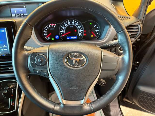 トヨタ ヴォクシー ２．０ ＺＳ 煌ＩＩ R1年 () 99