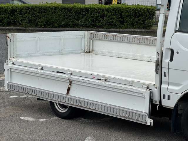 日産 バネットトラック １．８ ＤＸ ロング ダブルタイヤ H27年 (近畿) 99