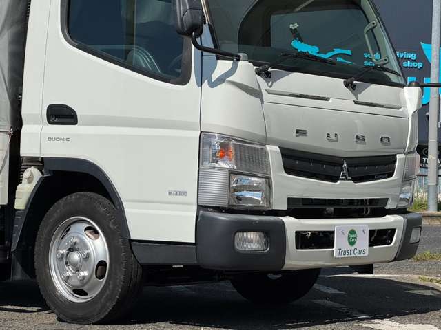 三菱フソウ キャンター ３．０ ワイド セミロング 全低床 ディーゼルターボ H27年 (近畿) 99