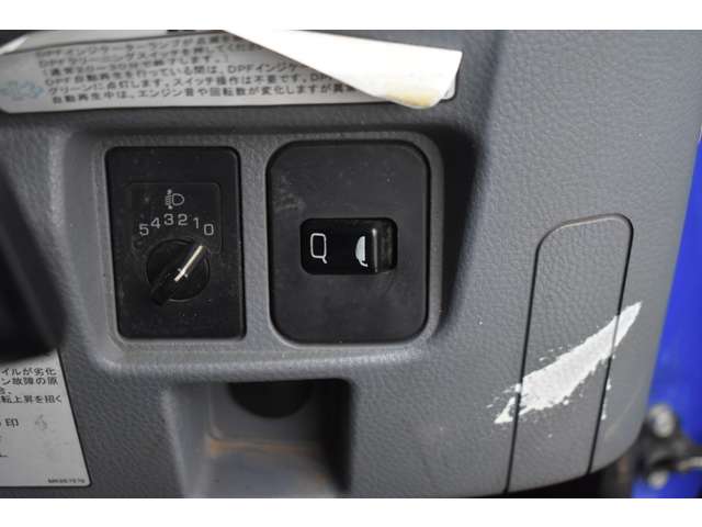 三菱フソウ キャンター ３．０ＤＴ H25年 (近畿) 99