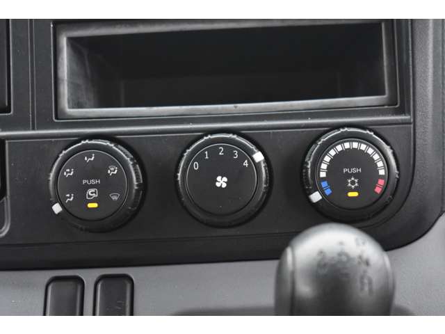 三菱フソウ キャンター ３．０ＤＴ H25年 (近畿) 99