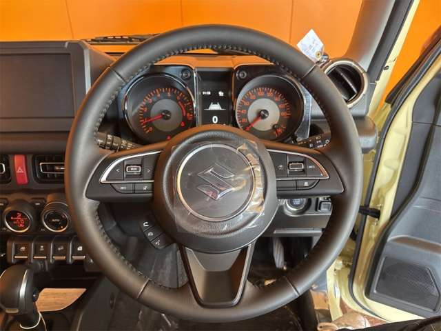 スズキ ジムニー　ノマド １．５ ＦＣ ４ＷＤ R8年 () 99