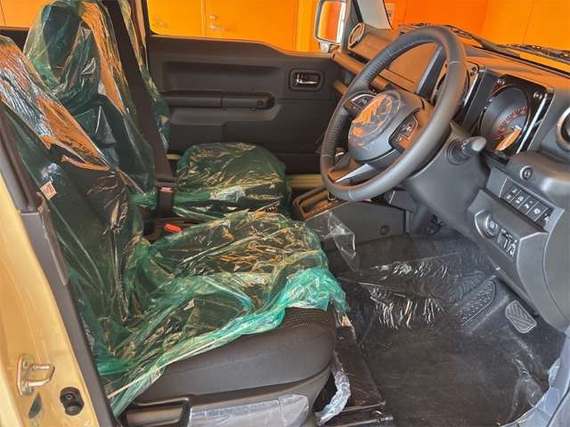 スズキ ジムニー　ノマド １．５ ＦＣ ４ＷＤ R8年 () 99