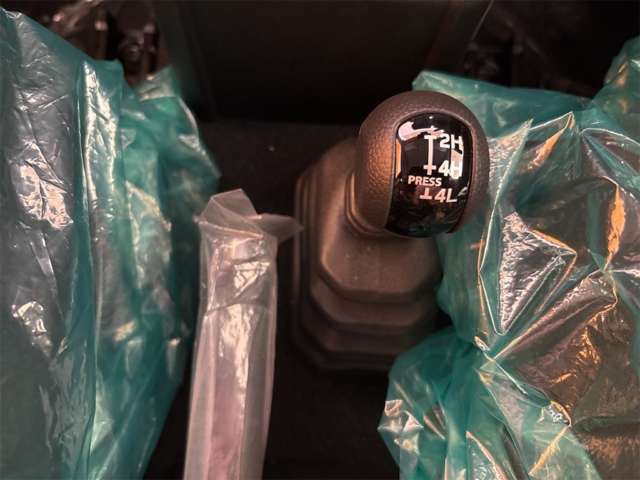 スズキ ジムニー　ノマド １．５ ＦＣ ４ＷＤ R8年 () 99