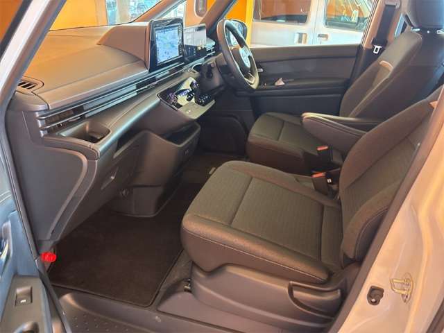 日産 セレナ １．４ Ｅ－ＰＯＷＥＲ ハイウェイスターＶ R7年 () 99