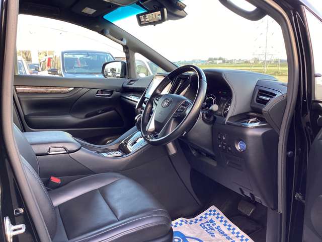 トヨタ アルファード　ハイブリッド ハイブリッド ２．５ エグゼクティブ ラウンジ Ｅ－ＦＯＵＲ ４ＷＤ R1年 (東北) 99