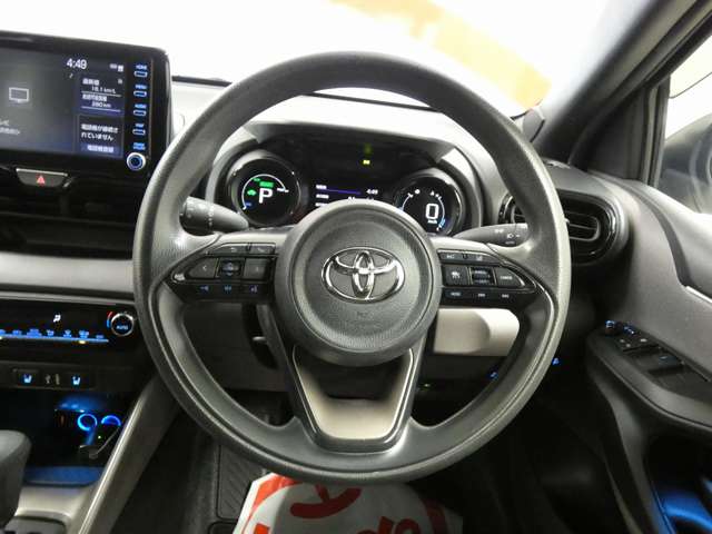 トヨタ ヤリス １．５ ハイブリッド Ｇ Ｅ－ＦＯＵＲ ４ＷＤ R4年 (東北) 99
