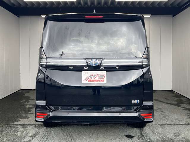 トヨタ ヴォクシー １．８ ハイブリッド Ｓ－Ｚ Ｅ－ＦＯＵＲ ４ＷＤ R7年 (東北) 99