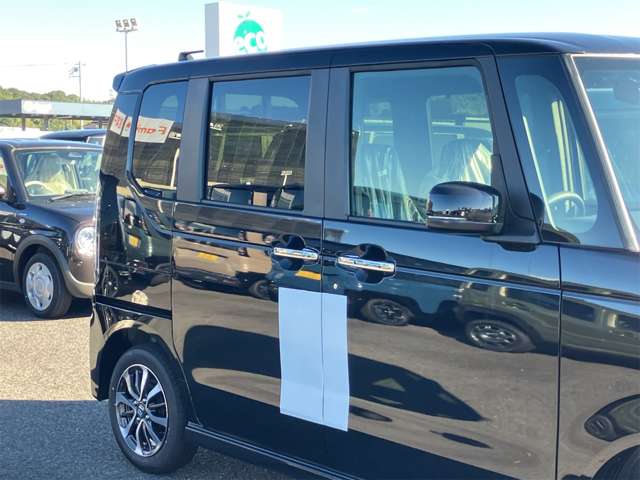 ホンダ Ｎ　ＢＯＸ カスタム ６６０ R8年 (東海) 99
