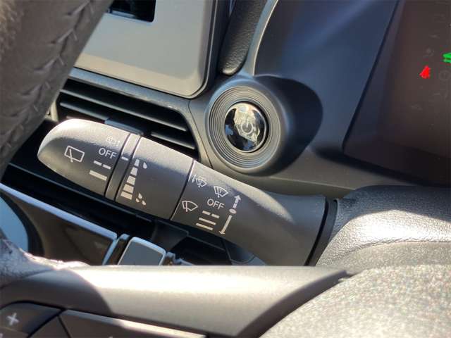 三菱 ｅＫクロス　ＥＶ Ｇ R4年 (東海) 99