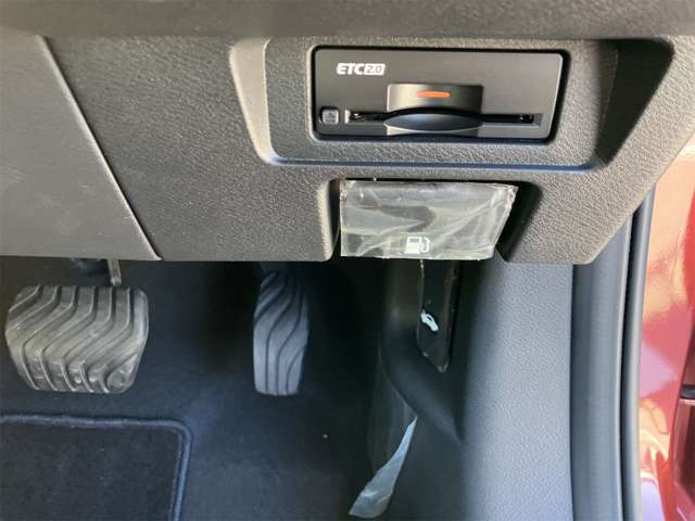 日産 ノートオーラ １．２ Ｇ R5年 (東海) 99