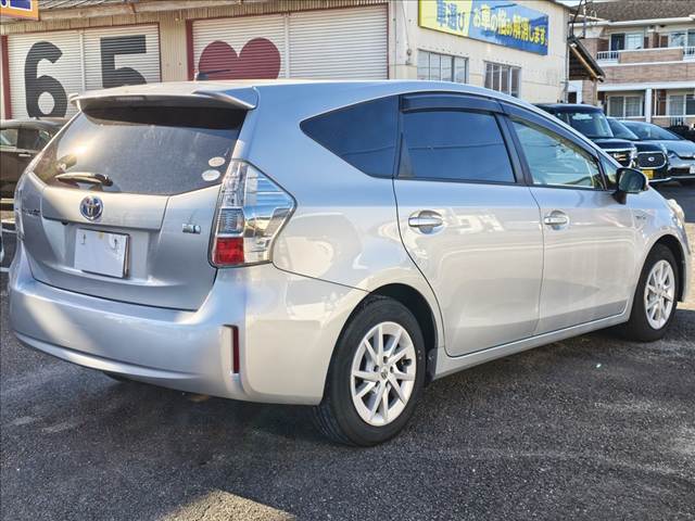 トヨタ プリウスΑ １．８ Ｓ H23年 (関東) 99
