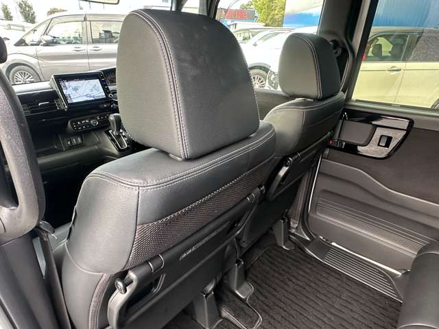 ホンダ Ｎ　ＢＯＸ カスタム ６６０ Ｌ ターボ R4年 (関東) 99