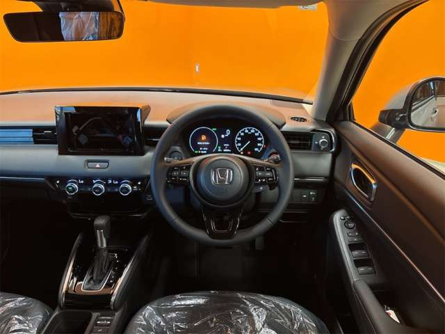 ホンダ ヴェゼル １．５ Ｅ：ＨＥＶ Ｚ R8年 (近畿) 99