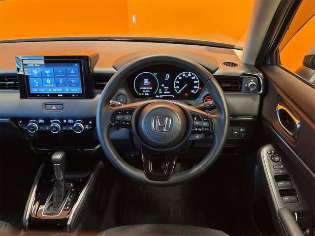 ホンダ ヴェゼル １．５ Ｅ：ＨＥＶ Ｚ R7年 (近畿) 99
