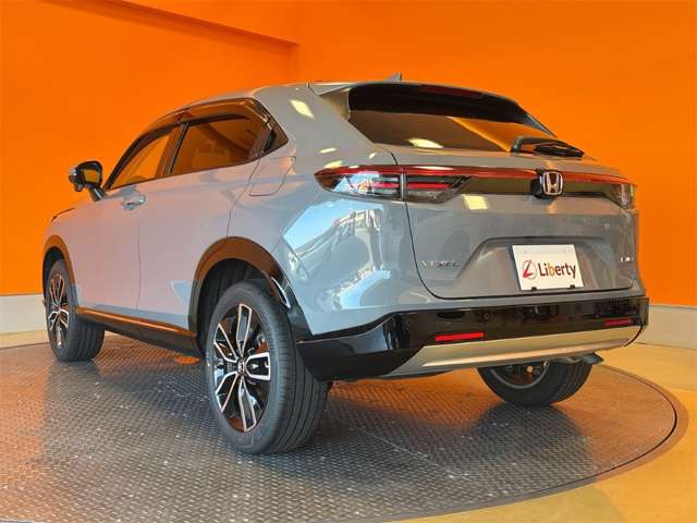 ホンダ ヴェゼル １．５ Ｅ：ＨＥＶ Ｚ R7年 (近畿) 99