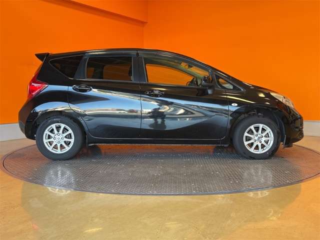 日産 ノート １．２ Ｘ ＤＩＧ－Ｓ H25年 (近畿) 99