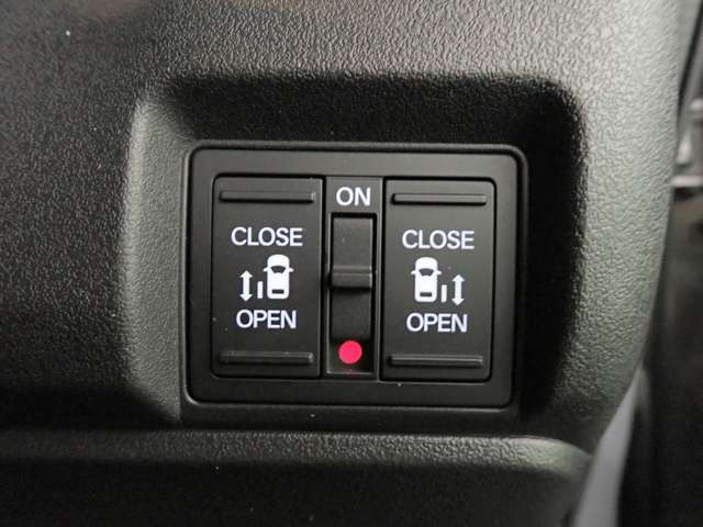 ホンダ Ｎ　ＢＯＸ カスタム ６６０ コーディネートスタイル モノトーン R6年 () 99