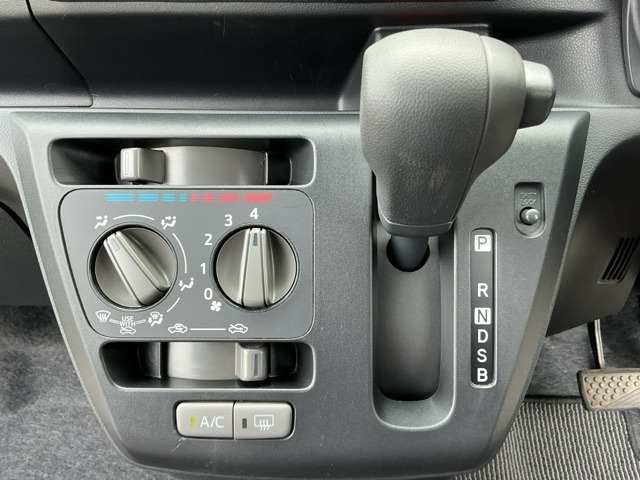 ダイハツ ミラ　イース ６６０ Ｌ ＳＡＩＩＩ R3年 () 99