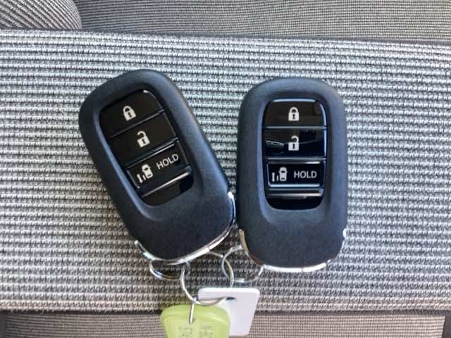 ホンダ Ｎ　ＢＯＸ ６６０ ファッションスタイル ２トーン R8年 () 99