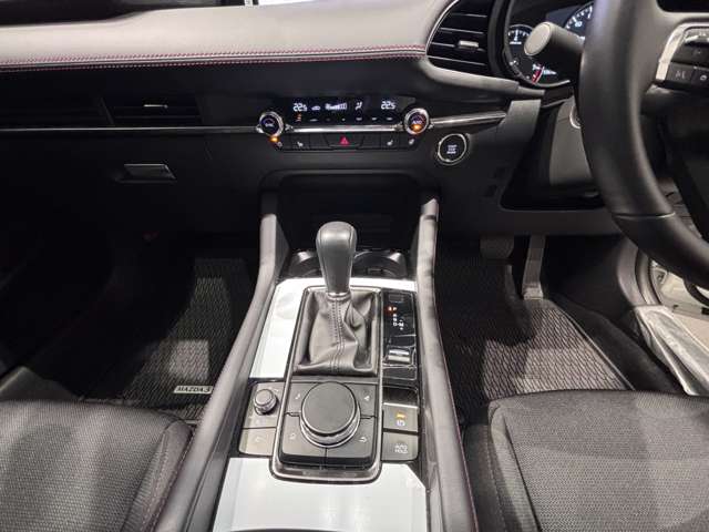マツダ ＭＡＺＤＡ３　セダン ２．０ ２０Ｓ ブラック セレクション R7年 (関東) 99