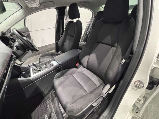 マツダ ＭＡＺＤＡ３　セダン ２．０ ２０Ｓ ブラック セレクション R7年 (関東) 99