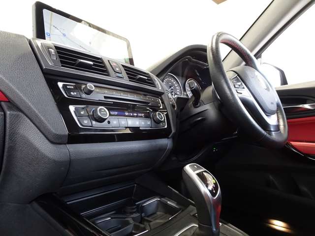 ＢＭＷ ２シリーズ ２２０Ｉ スポーツ H27年 () 99