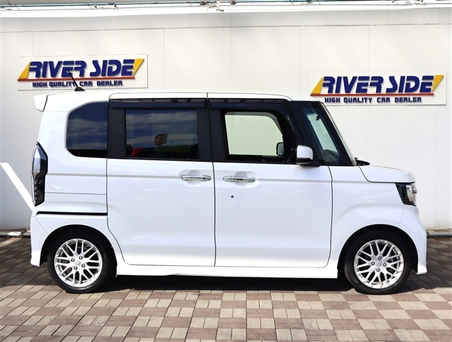 ホンダ Ｎ　ＢＯＸ カスタム ６６０ Ｌ ターボ R3年 (関東) 99