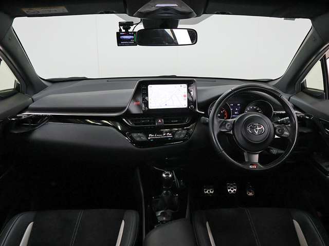 トヨタ Ｃ−ＨＲ １．２ Ｓ－Ｔ ＧＲ スポーツ R1年 (東海) 99