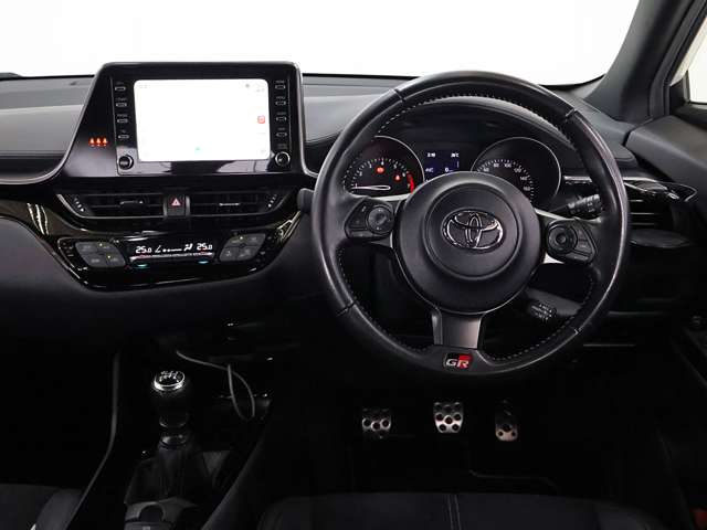 トヨタ Ｃ−ＨＲ １．２ Ｓ－Ｔ ＧＲ スポーツ R1年 (東海) 99