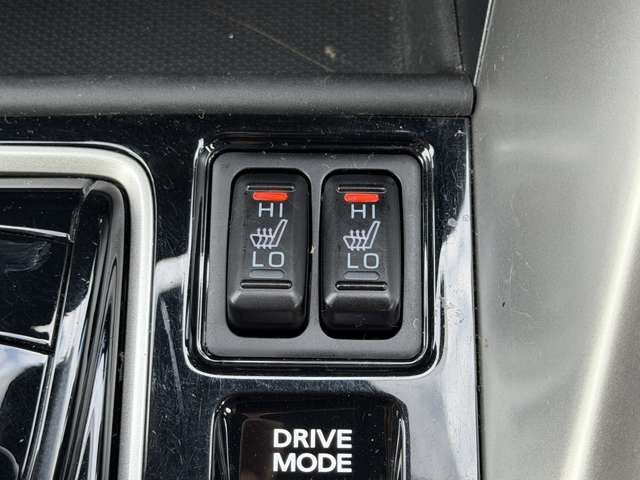 三菱 エクリプス　クロス　ＰＨＥＶ ＰＨＥＶ ２．４ Ｐ ４ＷＤ R3年 () 99