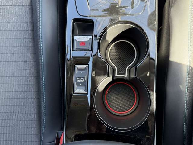 プジョー ｅ−２００８ アリュール R4年 (東海) 99