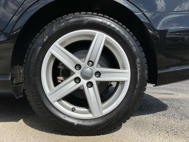 アウディ Ａ３　セダン ３０　ＴＦＳＩ R2年 (関東) 99