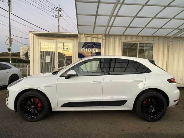 ポルシェ マカン ＧＴＳ ＰＤＫ ４ＷＤ H29年 (関東) 99