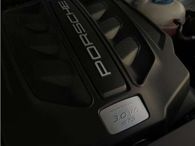 ポルシェ マカン ＧＴＳ ＰＤＫ ４ＷＤ H29年 (関東) 99