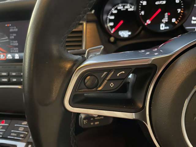 ポルシェ マカン ＧＴＳ ＰＤＫ ４ＷＤ H29年 (関東) 99