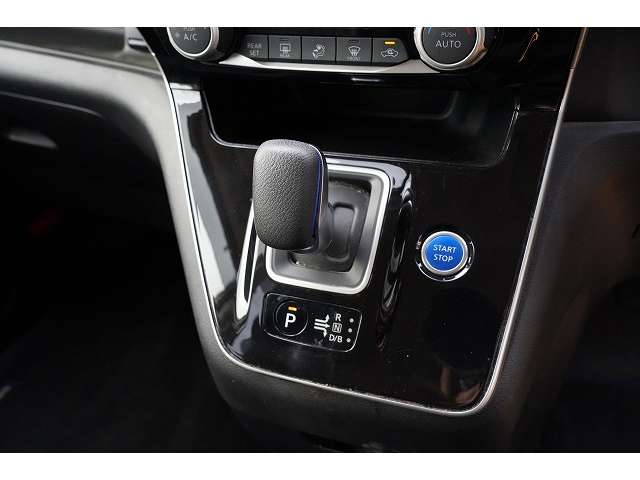 日産 セレナ １．２ Ｅ－ＰＯＷＥＲ Ｇ R2年 (関東) 99