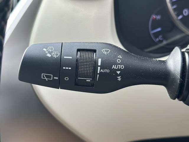 レクサス ＮＸ３００ Ｉパッケージ H29年 (関東) 99