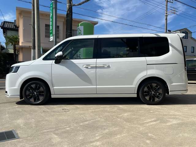 ホンダ ステップワゴン　ハイブリッド ２．０ Ｅ：ＨＥＶ スパーダ R5年 () 99