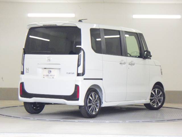 ホンダ Ｎ　ＢＯＸ カスタム ６６０ R8年 () 99