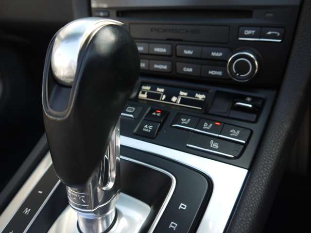 ポルシェ ７１８ボクスター ＰＤＫ H29年 () 99