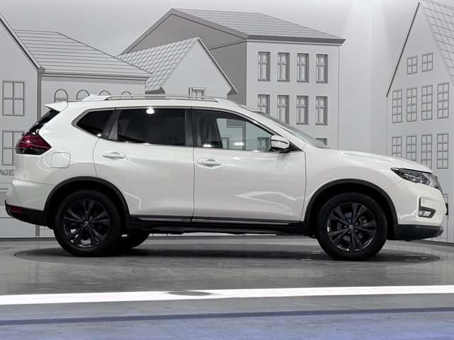 日産 エクストレイル ２．０ ２０ＸＩ レザーエディション Ｖセレクション ２列車 ４ＷＤ R2年 (甲信越・北陸) 99