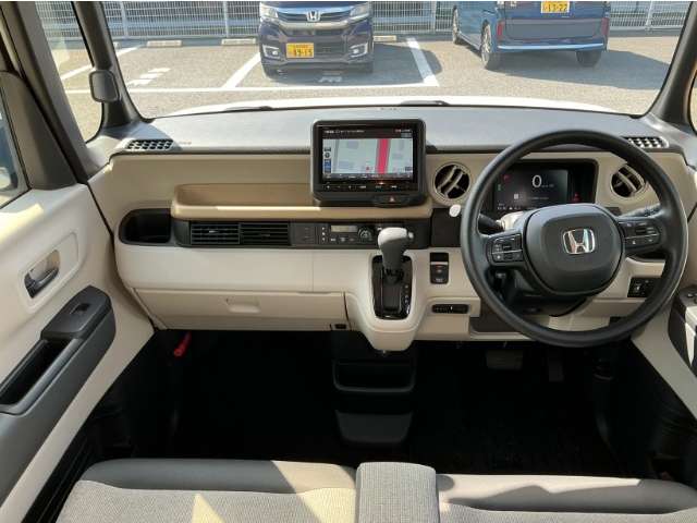 ホンダ Ｎ　ＢＯＸ ６６０ R5年 (九州・沖縄) 99